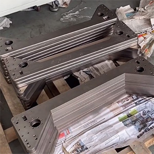 厚20mm鋼板矯平機(jī)，長1米高精密零件整平機(jī)，矯平精度5絲內(nèi)